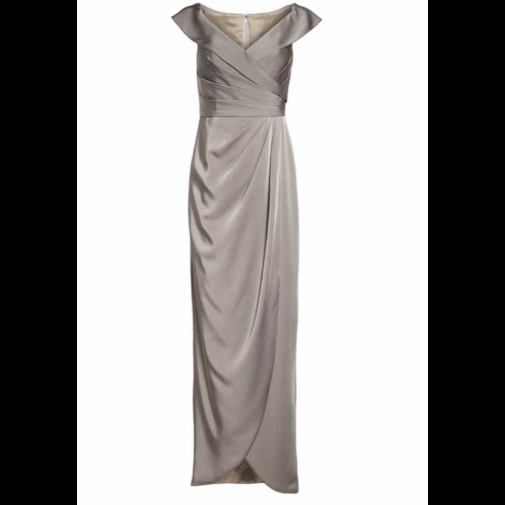 La Femme elegant pewter dress 🍾
